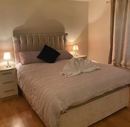 3 Bedroom Home-Inverkeithing